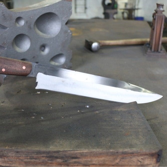 Blacksmith’s Knife: Chopper Knife for Beginners class project